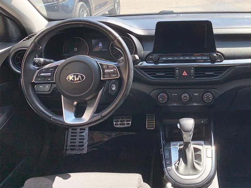 2020 Kia Forte - Image 11 of 18