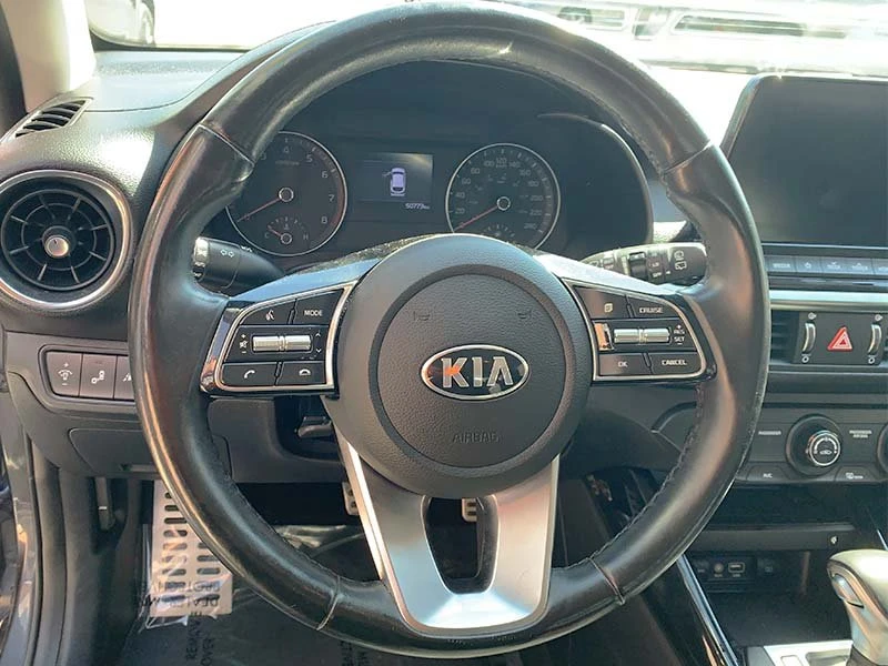 2020 Kia Forte - Image 12 of 18