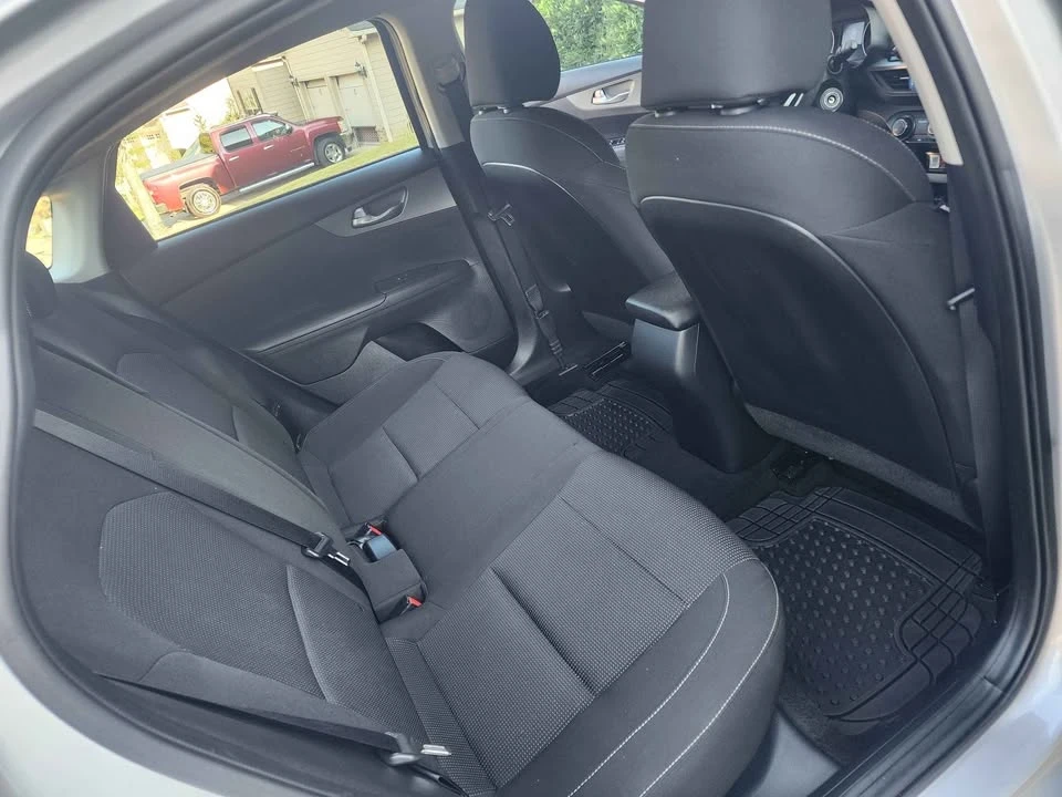 2020 Kia Forte - Image 7 of 14