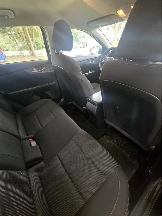 2020 Kia Forte - Image 9 of 12