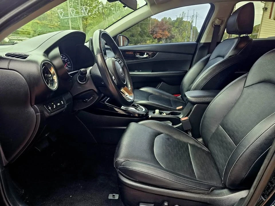 2020 Kia Forte - Image 7 of 9