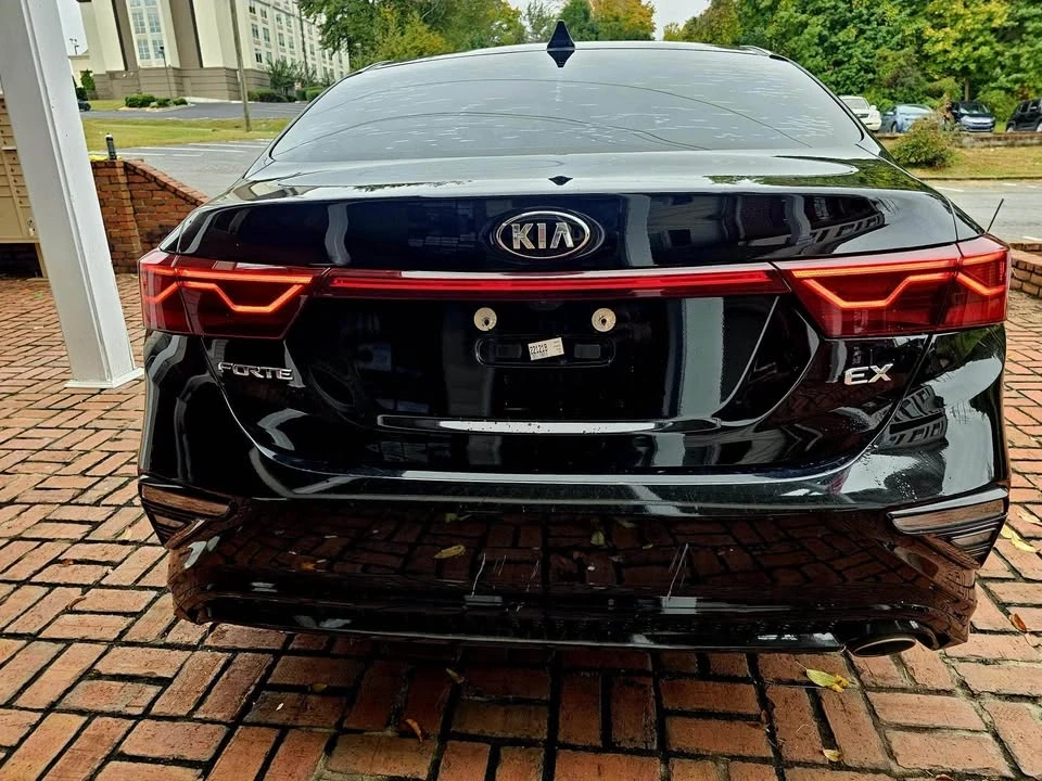 2020 Kia Forte - Image 5 of 9