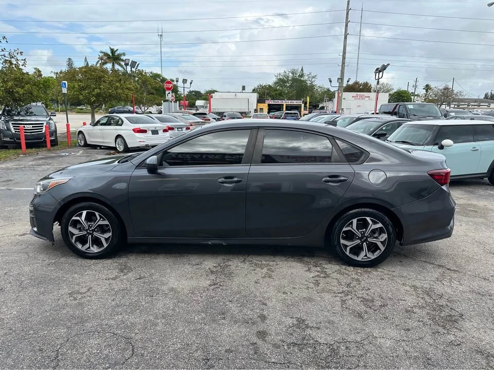 2020 Kia Forte - Image 6 of 20