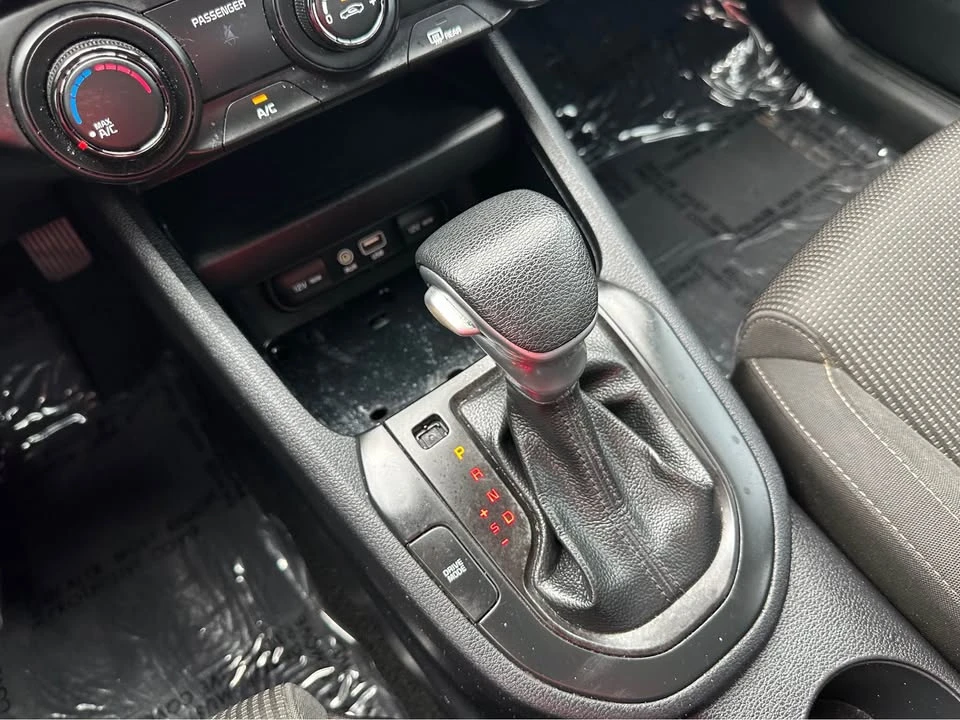2020 Kia Forte - Image 18 of 20