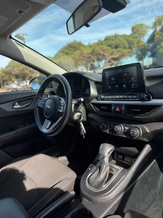 2020 Kia Forte - Image 12 of 16