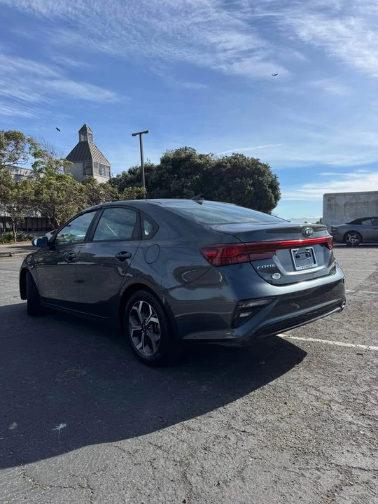 2020 Kia Forte - Image 7 of 16