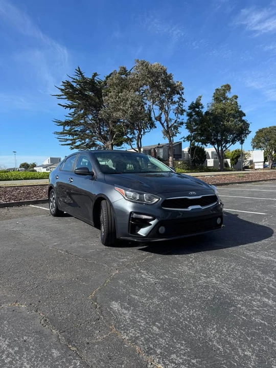 2020 Kia Forte - Image 2 of 16