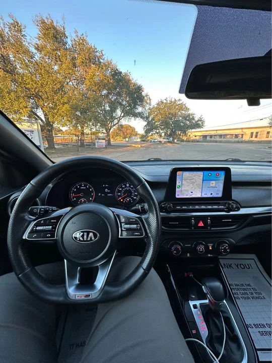 2020 Kia Forte - Image 12 of 16