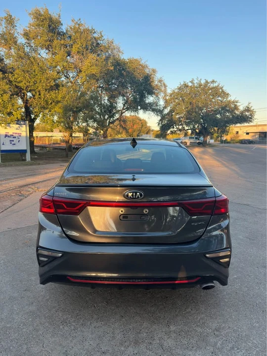 2020 Kia Forte - Image 4 of 16