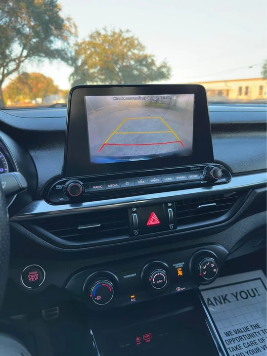 2020 Kia Forte - Image 6 of 16