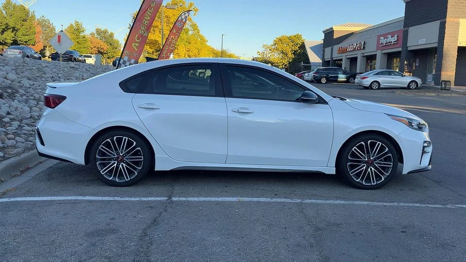 2020 Kia Forte - Image 5 of 13