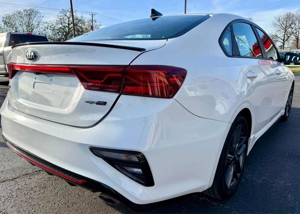 2020 Kia Forte - Image 4 of 16