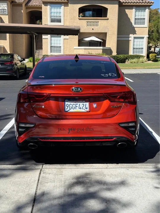 2020 Kia Forte - Image 8 of 15
