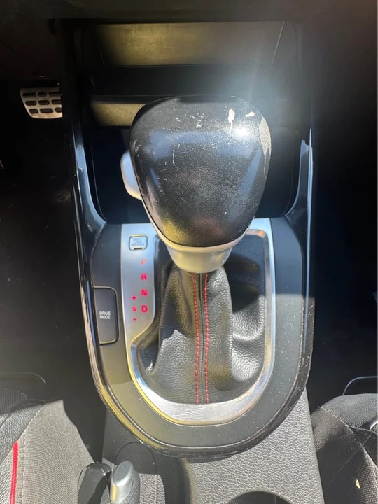 2020 Kia Forte - Image 11 of 18
