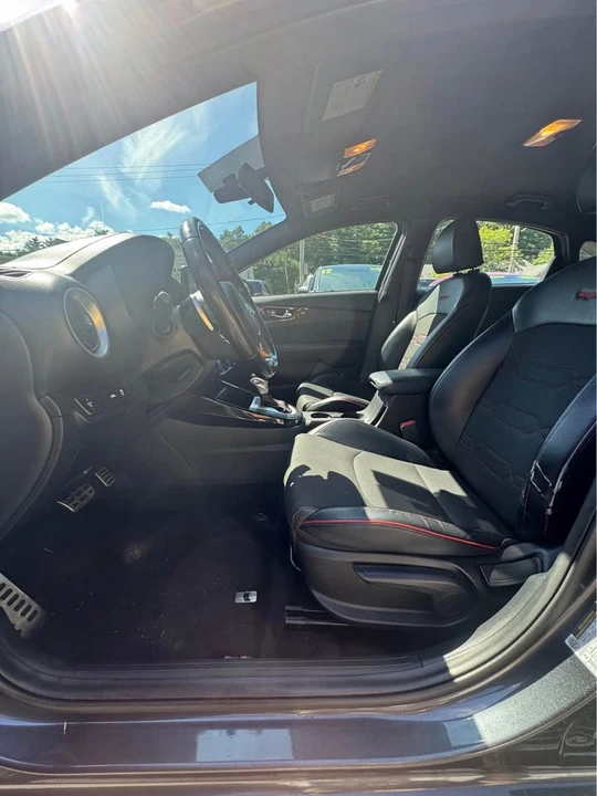 2020 Kia Forte - Image 12 of 18