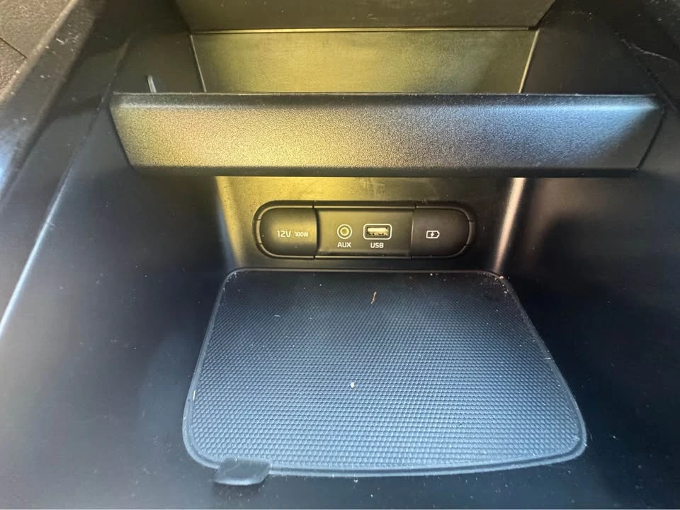 2020 Kia Forte - Image 10 of 18
