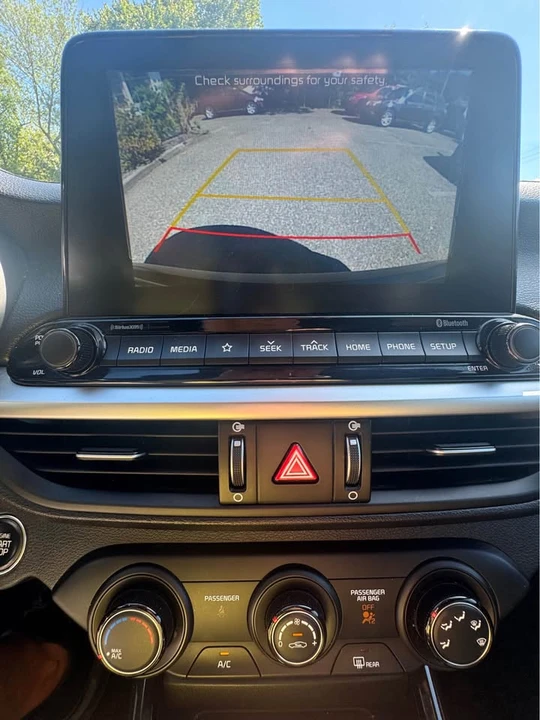 2020 Kia Forte - Image 8 of 18