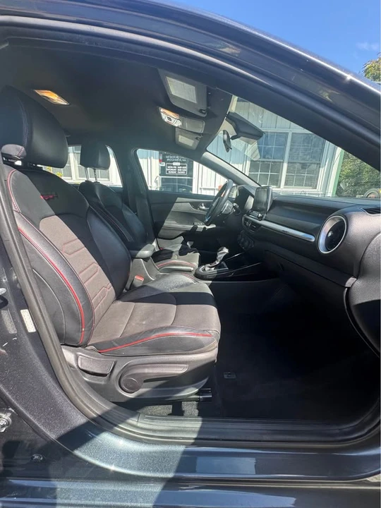 2020 Kia Forte - Image 14 of 18