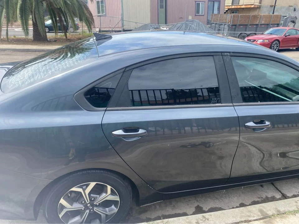 2020 Kia Forte - Image 5 of 10