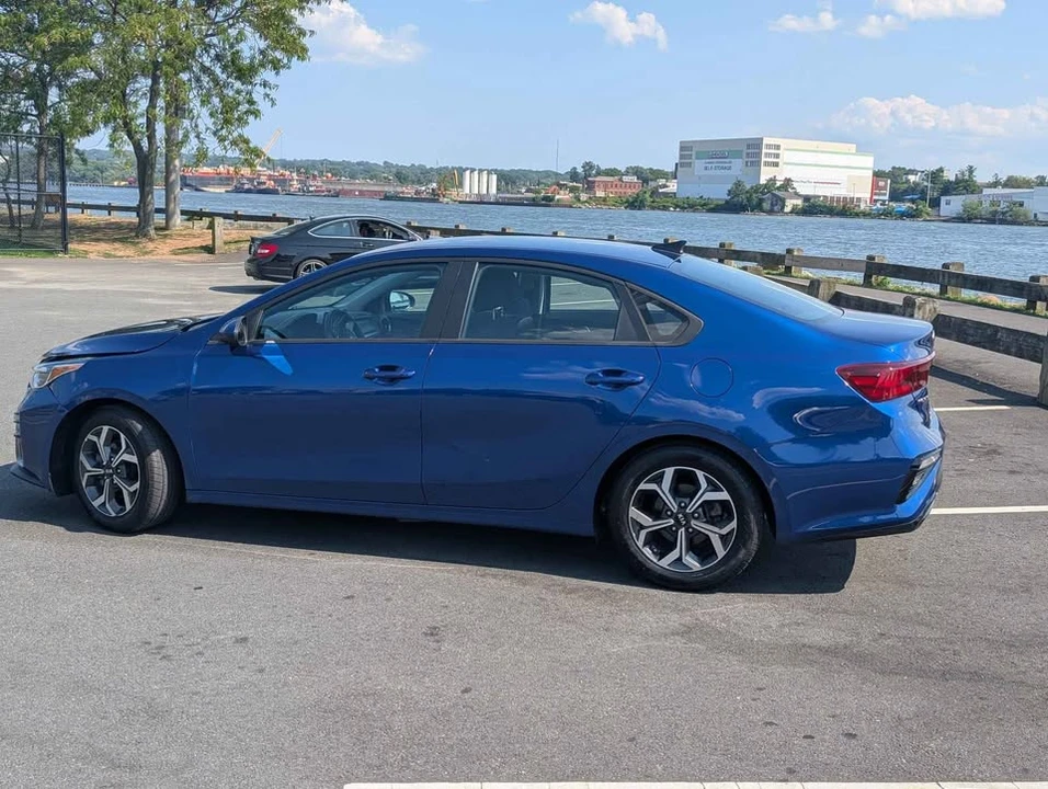 2020 Kia Forte - Image 5 of 8