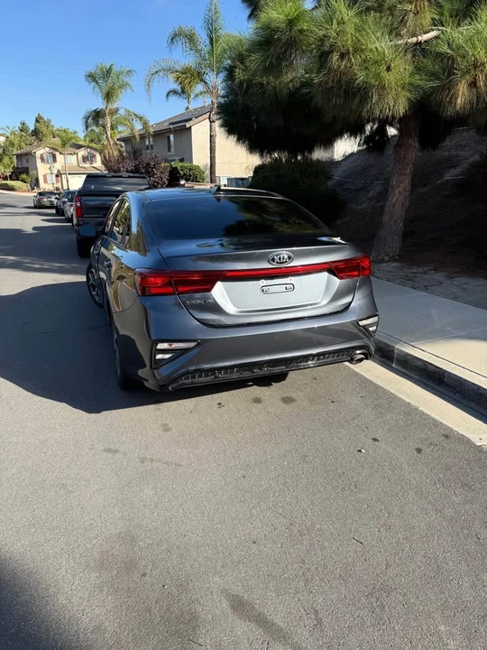 2020 Kia Forte - Image 2 of 8