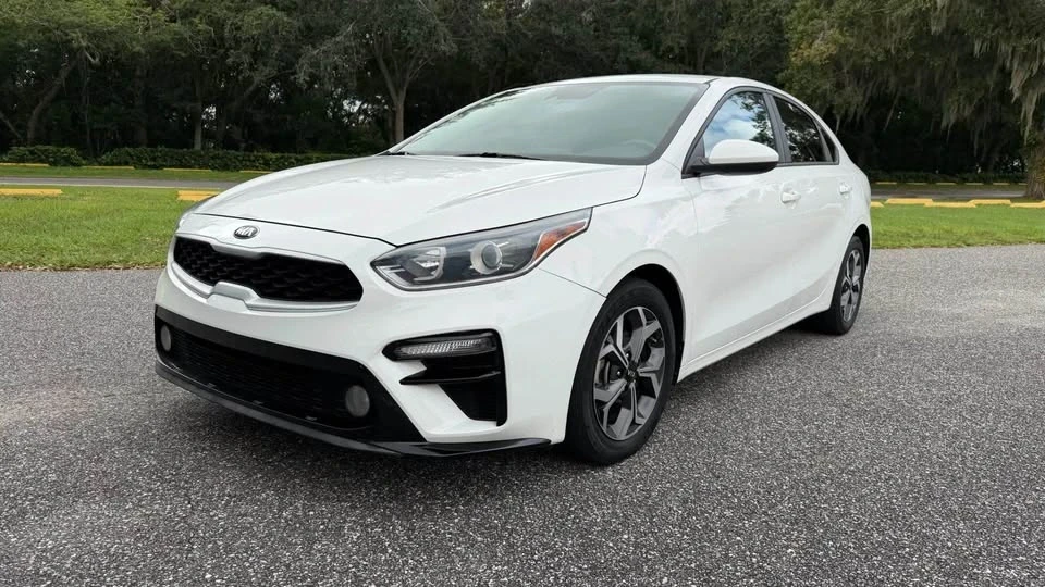 2020 Kia Forte - Image 16 of 17