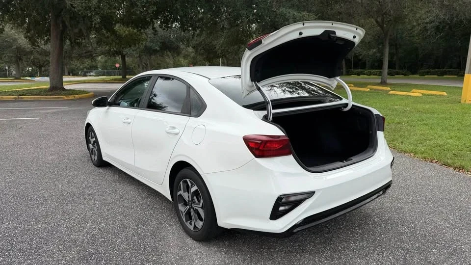 2020 Kia Forte - Image 17 of 17