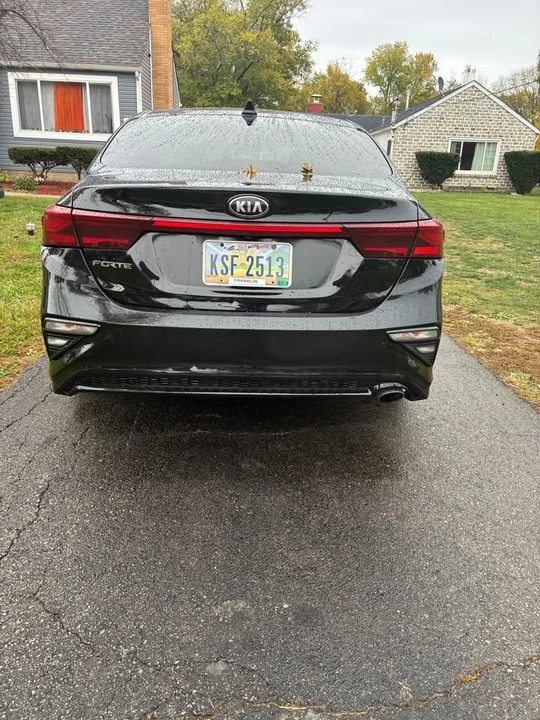 2020 Kia Forte - Image 5 of 10