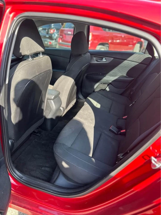 2020 Kia Forte - Image 3 of 4