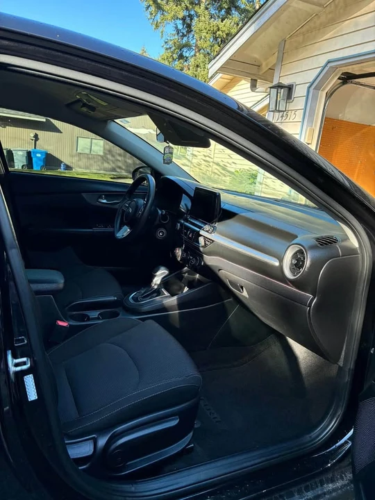2020 Kia Forte - Image 10 of 11