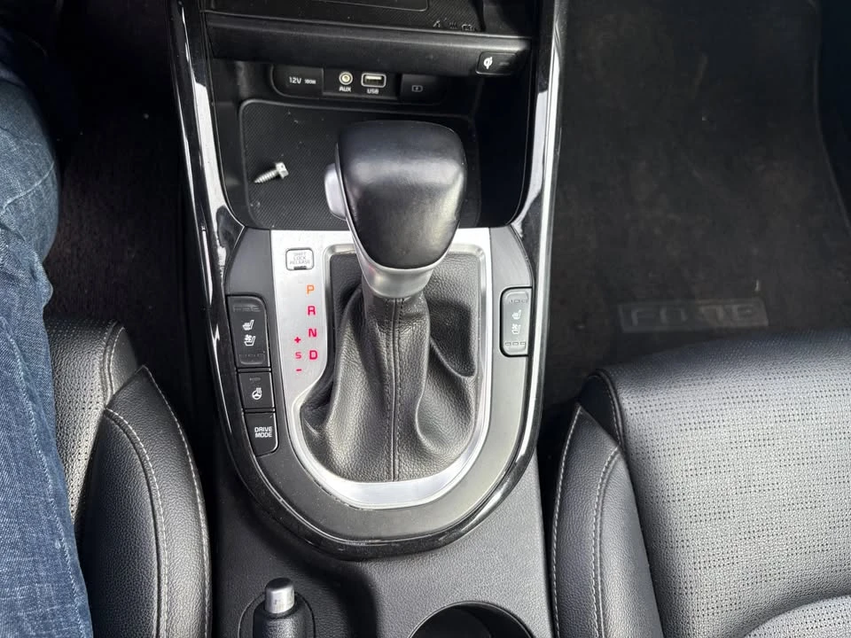 2020 Kia Forte - Image 13 of 20