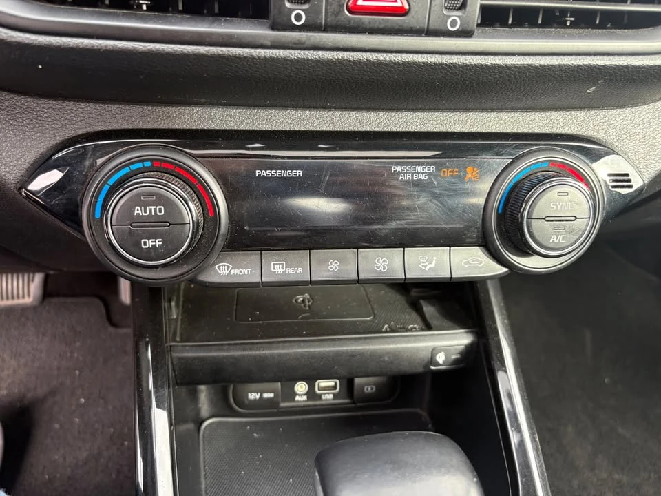 2020 Kia Forte - Image 17 of 20