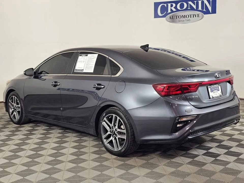 2020 Kia Forte - Image 2 of 17
