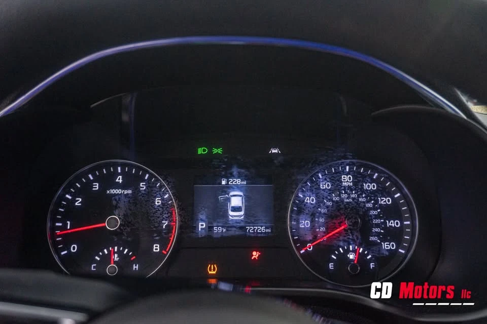 2020 Kia Forte - Image 11 of 17