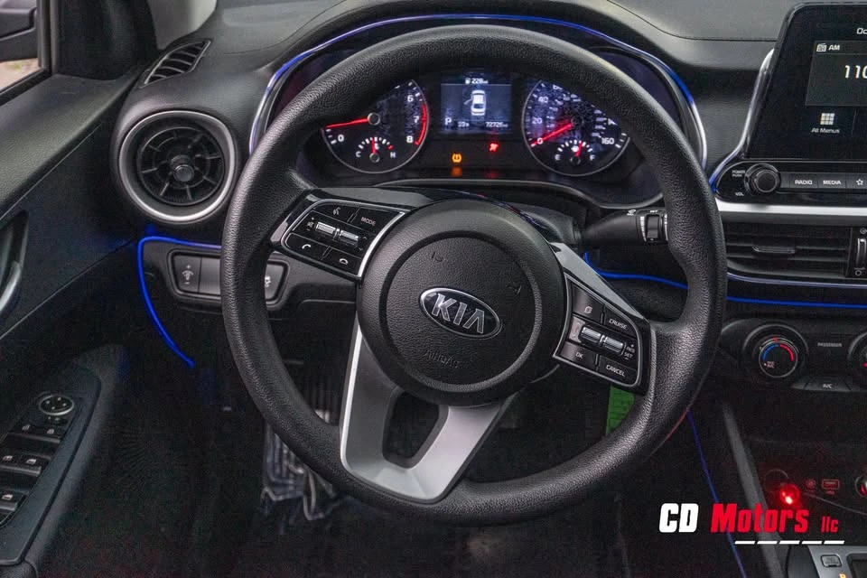 2020 Kia Forte - Image 16 of 17