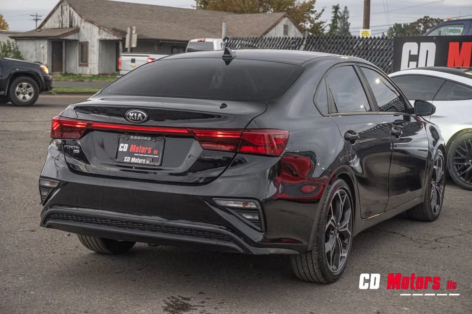 2020 Kia Forte - Image 7 of 17