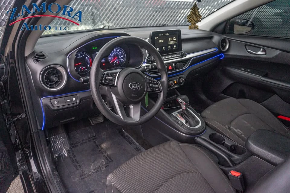 2020 Kia Forte - Image 7 of 15