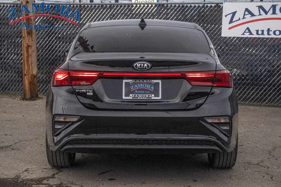 2020 Kia Forte - Image 5 of 15