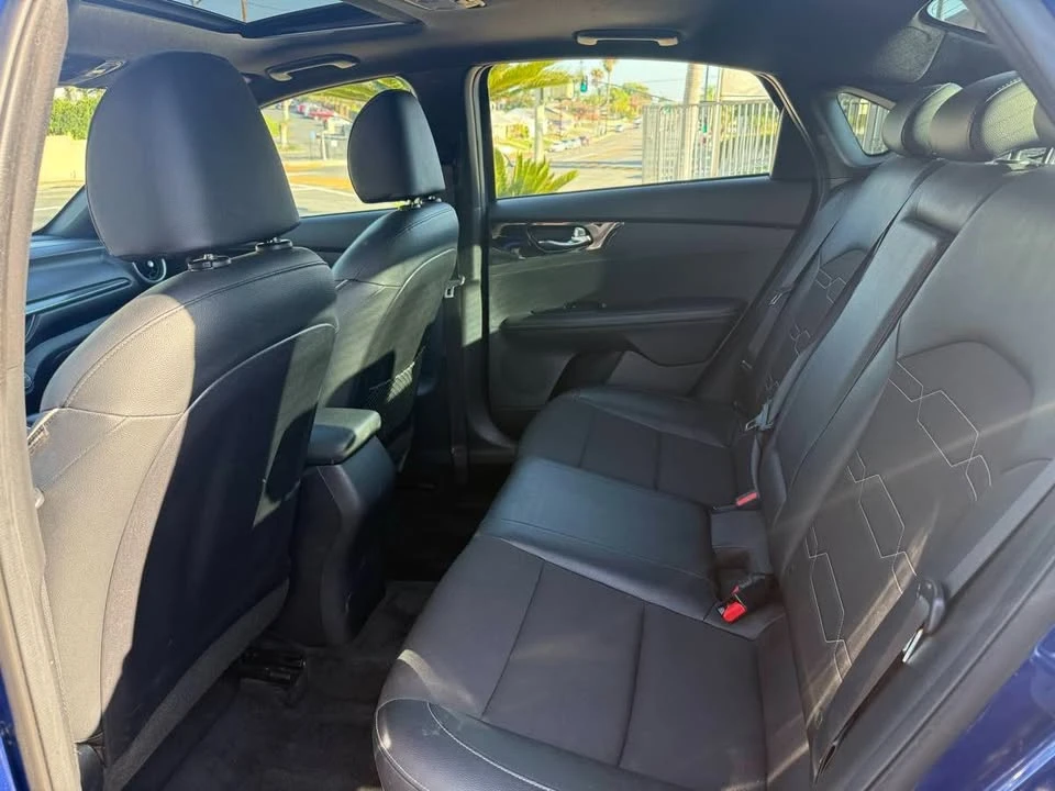 2020 Kia Forte - Image 10 of 14