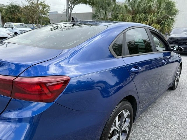 2020 Kia Forte - Image 13 of 20