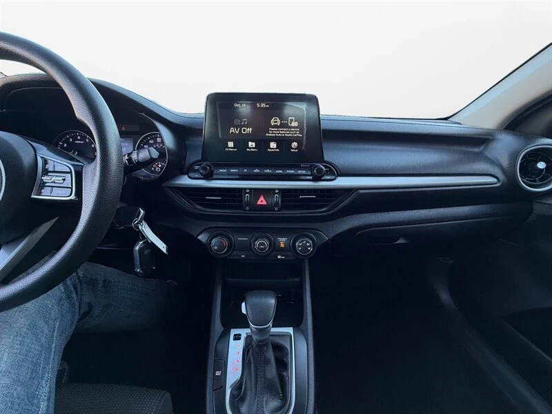 2020 Kia Forte - Image 11 of 15