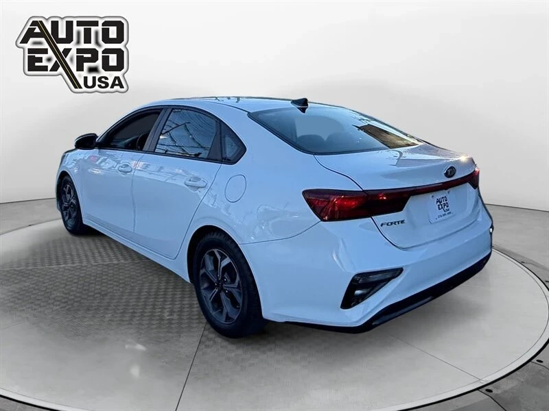 2020 Kia Forte - Image 3 of 15