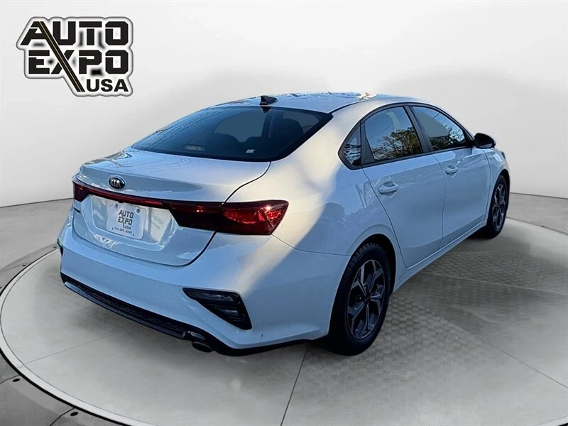 2020 Kia Forte - Image 5 of 15