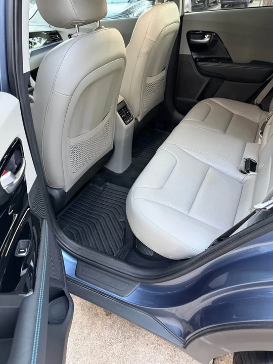 2020 Kia Niro - Image 7 of 7