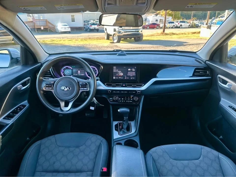 2020 Kia Niro - Image 16 of 20