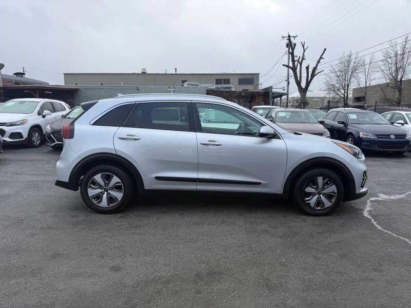 2020 Kia Niro - Image 4 of 12