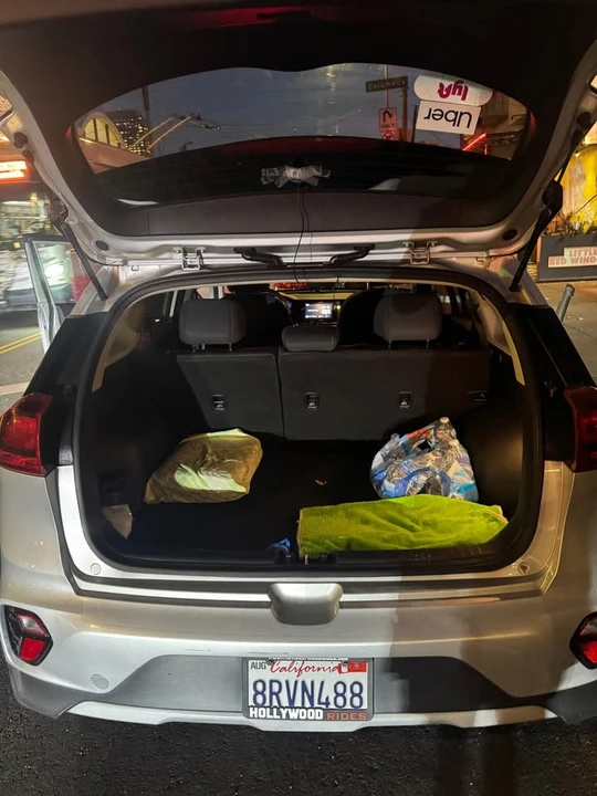 2020 Kia Niro - Image 3 of 7