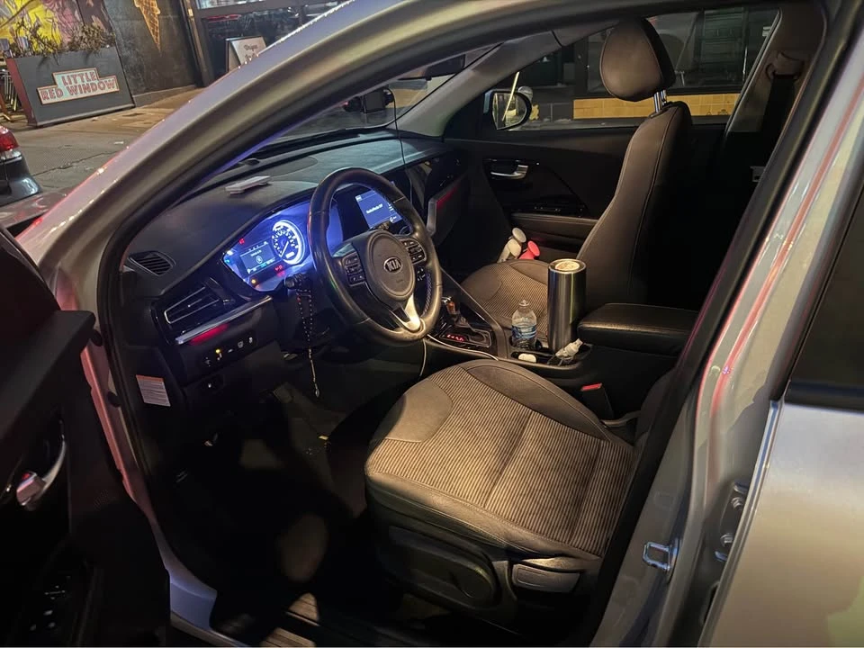 2020 Kia Niro - Image 5 of 7