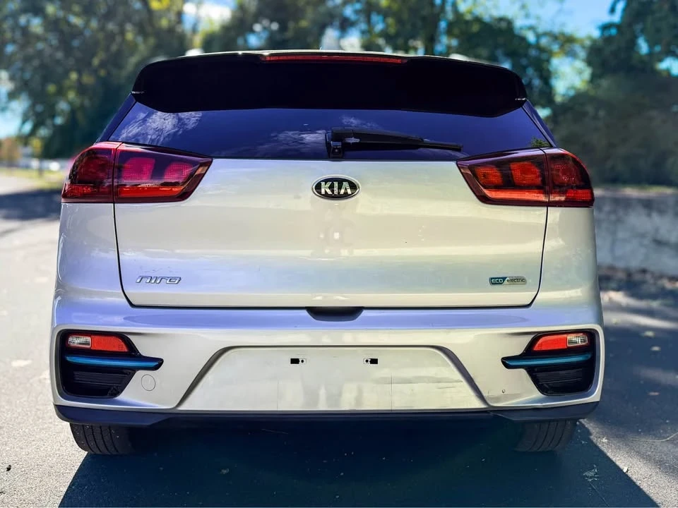 2020 Kia Niro - Image 6 of 20