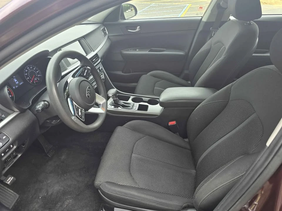 2020 Kia Optima/K5 - Image 8 of 16